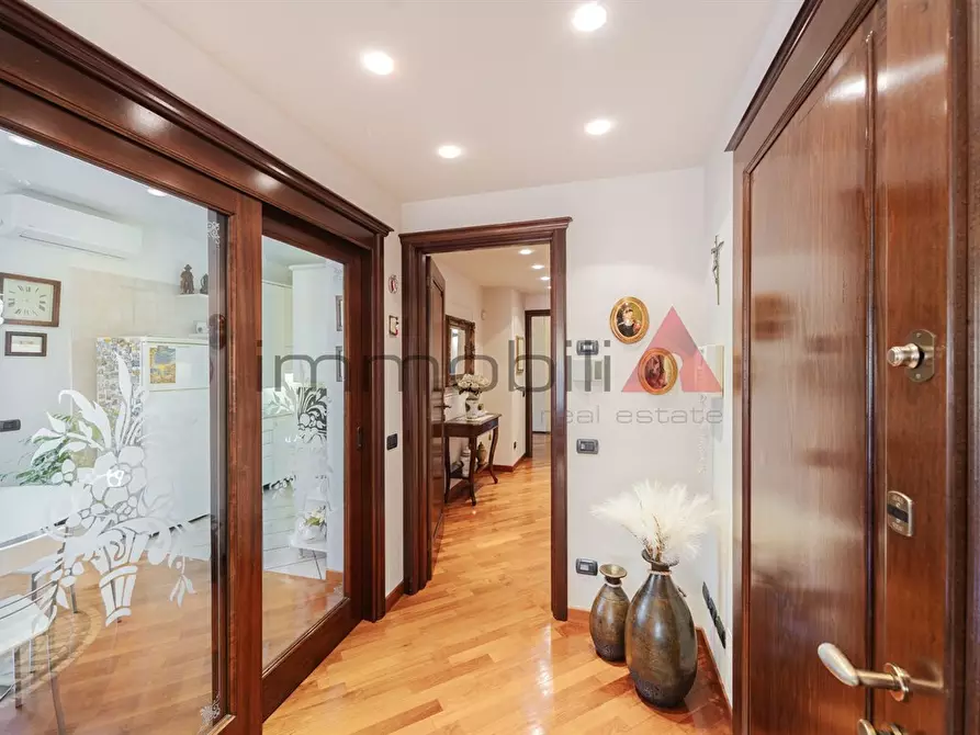 Immagine 9 di Attico in vendita  a Nova Milanese