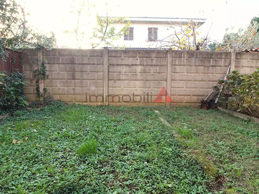 Immagine 4 di Villetta a schiera in vendita  a Carugate