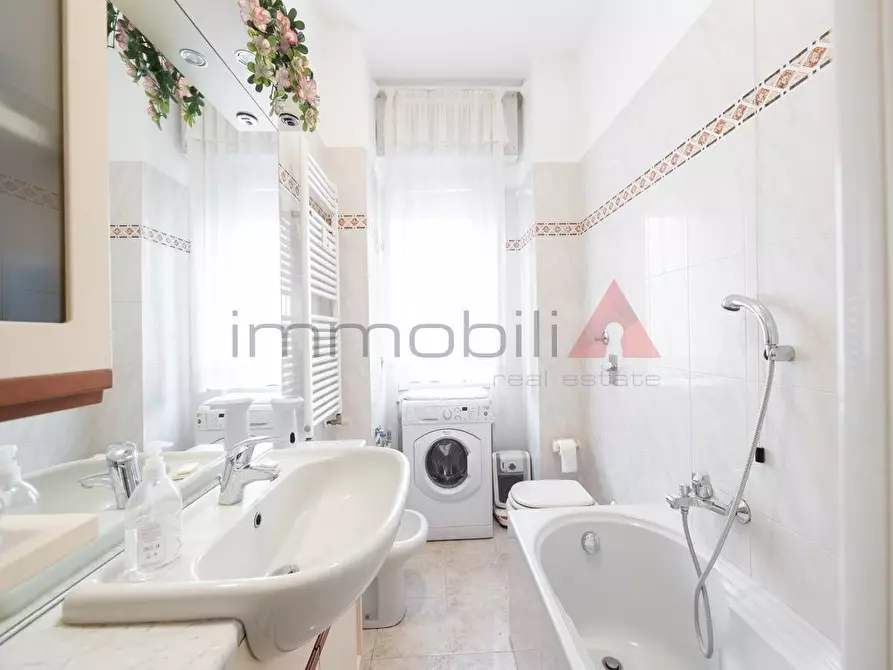 Immagine 9 di Appartamento in vendita  a Cernusco Sul Naviglio