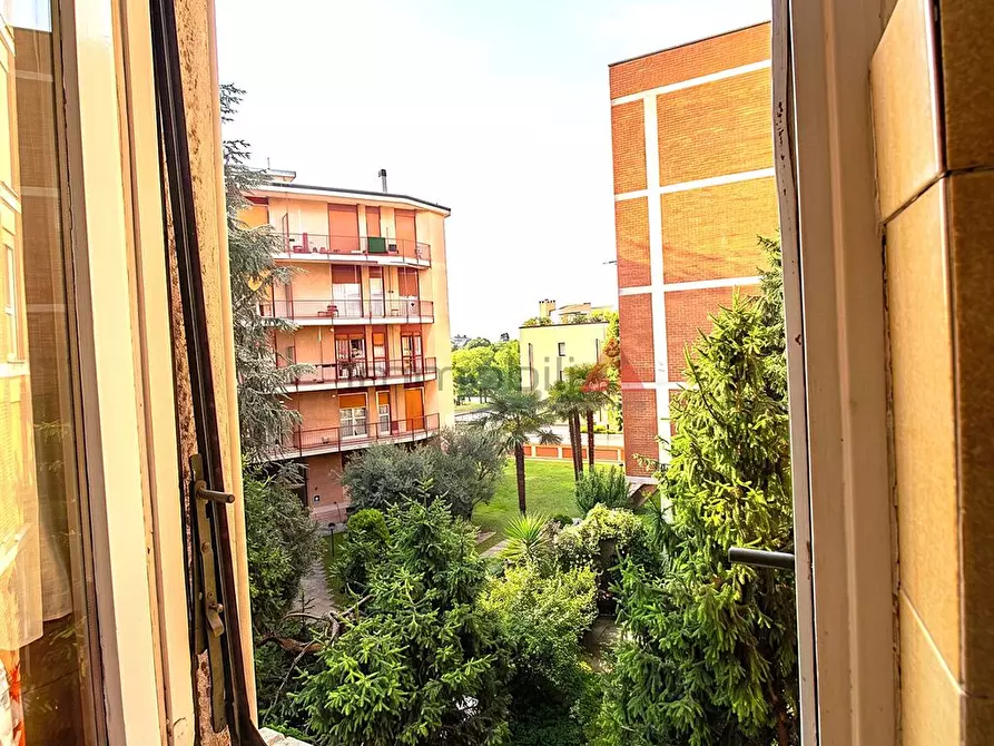Immagine 3 di Appartamento in vendita  a Brugherio