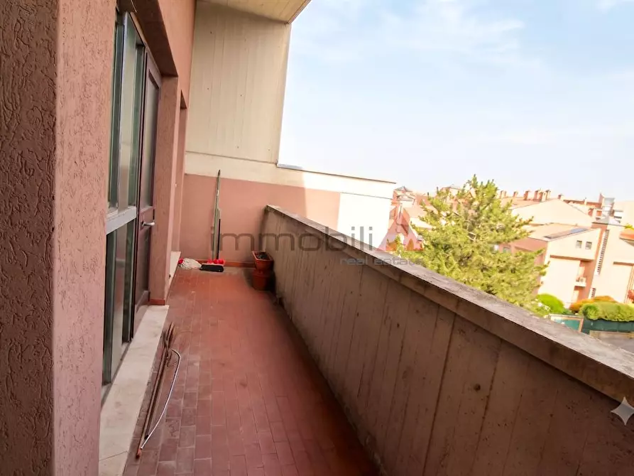 Immagine 3 di Appartamento in affitto  a Brugherio