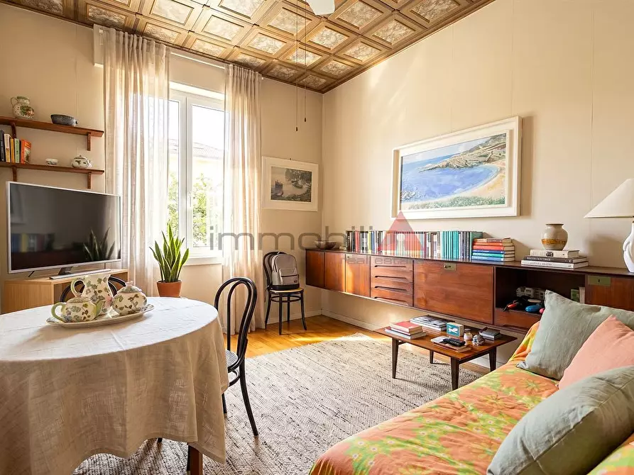 Immagine 1 di Villa in vendita  a Brugherio