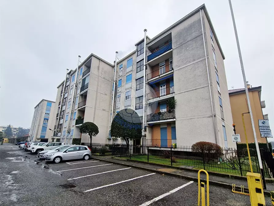 Immagine 8 di Appartamento in affitto  in Via Duse a Monza