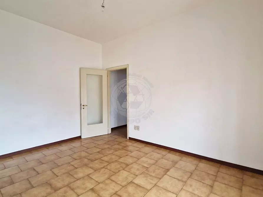 Immagine 4 di Appartamento in affitto  in Via Duse a Monza