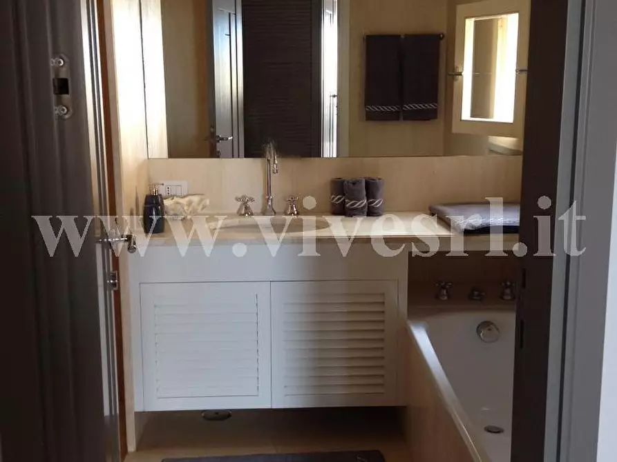 Immagine 5 di Appartamento in vendita  in Località Il Porto a Castiglione Della Pescaia