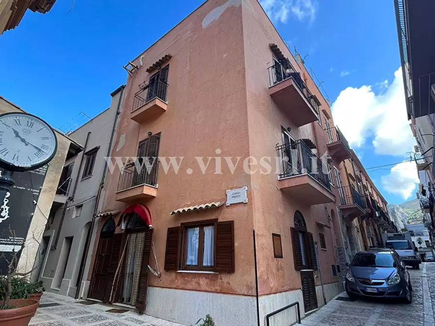 Immagine 2 di Casa indipendente in vendita  in Vicolo Madrice 3 a Castellammare Del Golfo