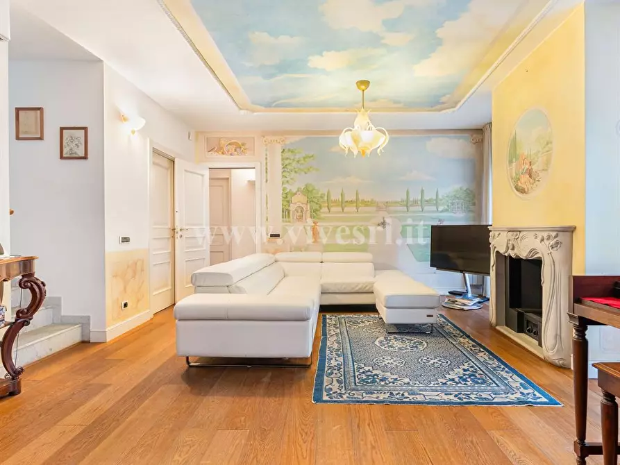 Immagine 2 di Appartamento in vendita  a Milano