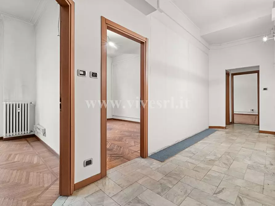 Immagine 3 di Appartamento in vendita  in Via Alfonso Lamarmora a Milano