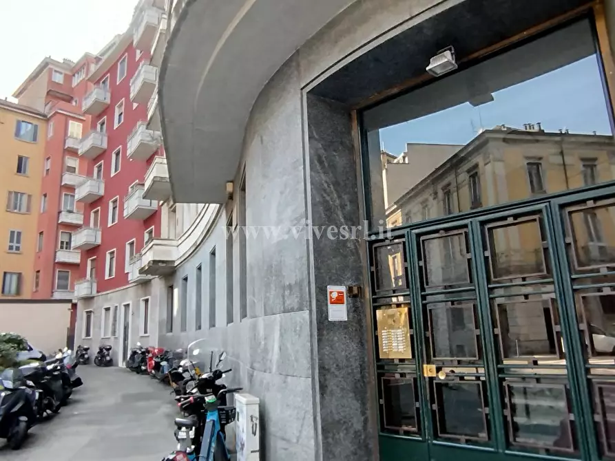 Immagine 2 di Appartamento in vendita  in Via Alfonso Lamarmora a Milano