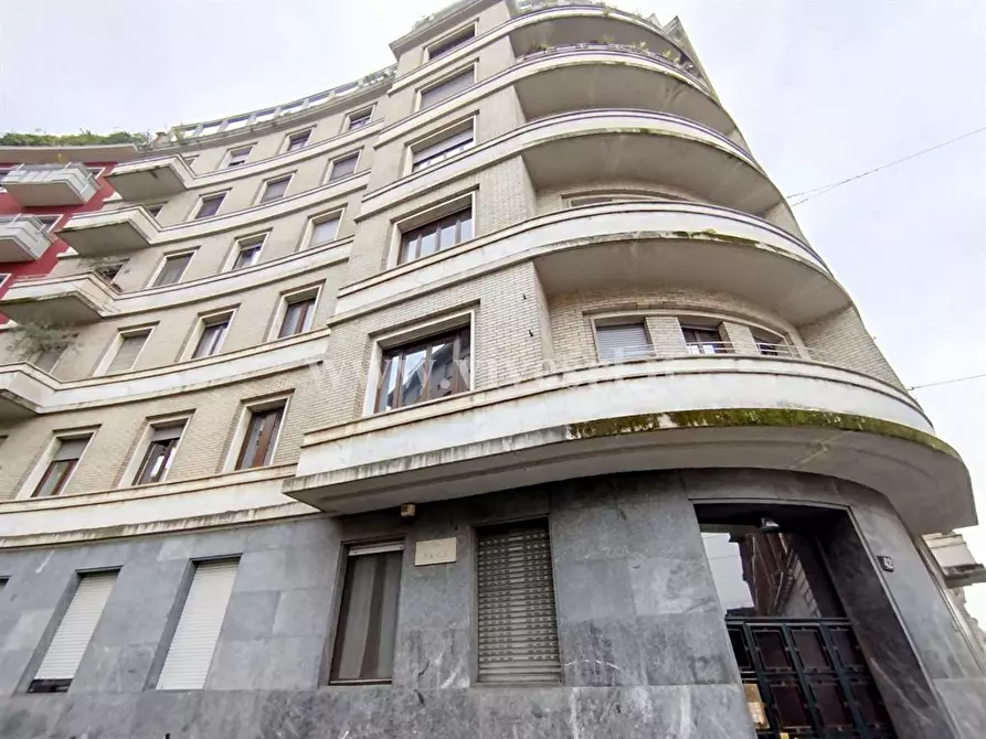 Immagine 8 di Appartamento in vendita  in Via Alfonso Lamarmora a Milano