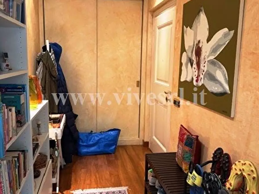 Immagine 1 di Appartamento in vendita  a Milano