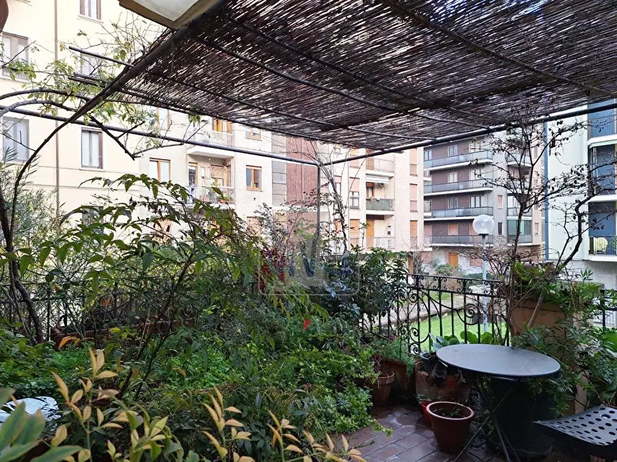 Immagine 9 di Appartamento in vendita  in Viale Cirene a Milano