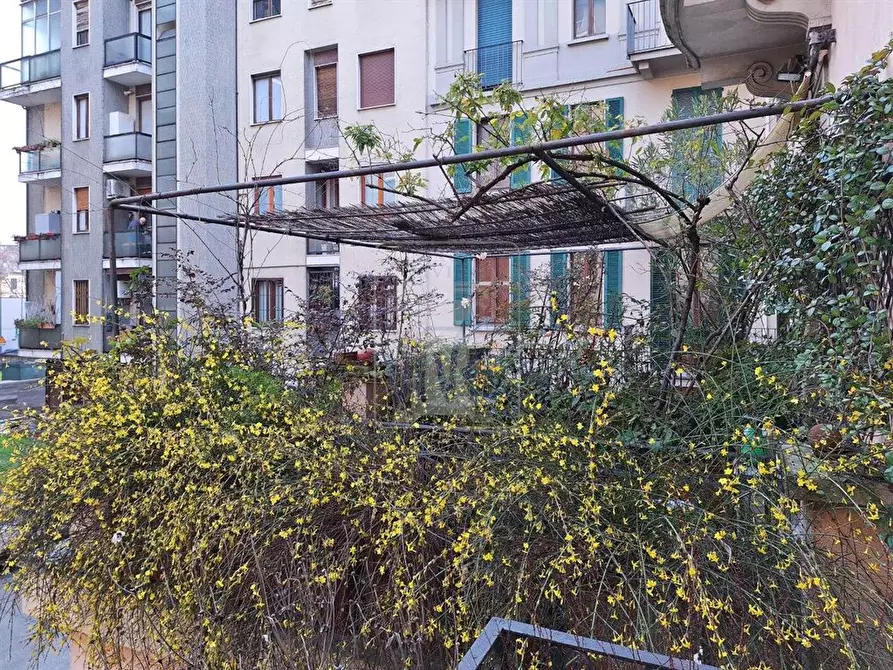Immagine 4 di Appartamento in vendita  in Viale Cirene a Milano