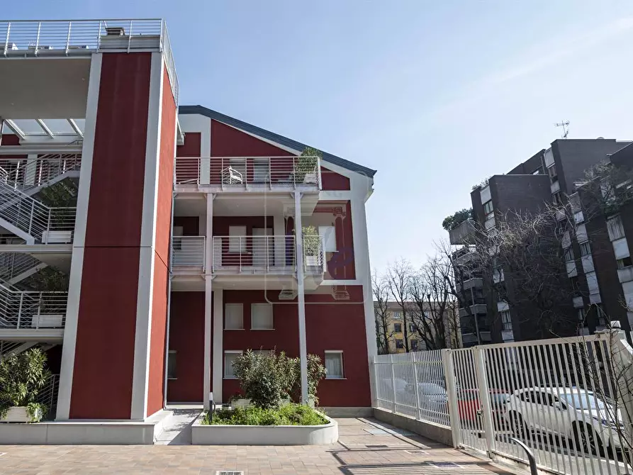 Immagine 3 di Appartamento in vendita  in Via Ferrini a Milano