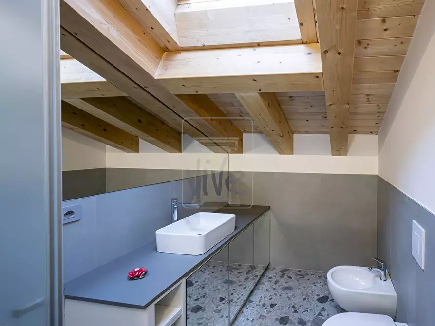 Immagine 6 di Appartamento in vendita  in Via Ferrini a Milano