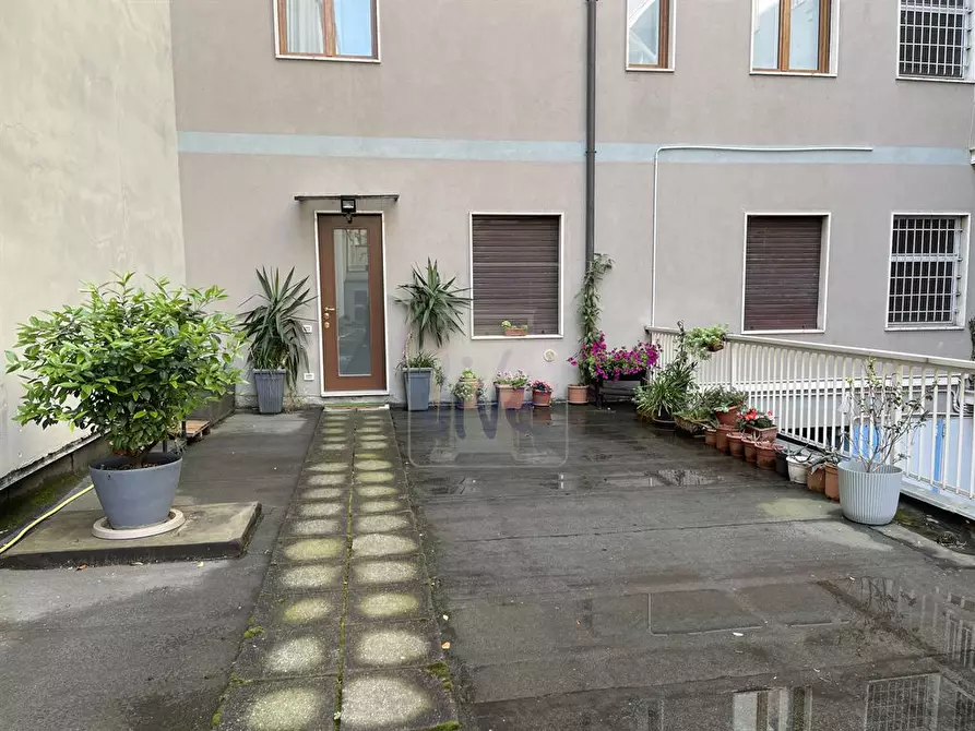 Immagine 2 di Appartamento in affitto  in Via Luciano Manara a Milano