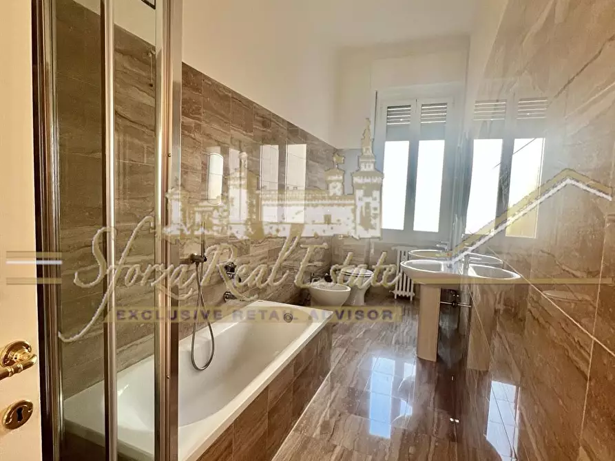 Immagine 7 di Appartamento in affitto  in P.zza S. Maria Beltrade a Milano