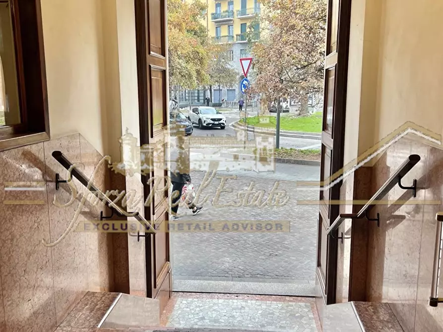 Immagine 5 di Ufficio in vendita  in Piazza  Andrea Ferrari a Milano
