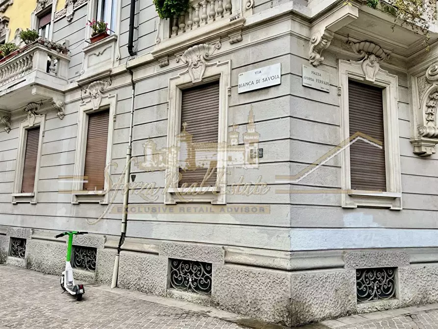 Immagine 6 di Ufficio in vendita  in Piazza  Andrea Ferrari a Milano