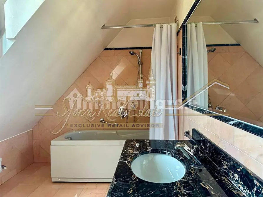 Immagine 2 di Appartamento in affitto  in Via Tullio Morgagni a Milano