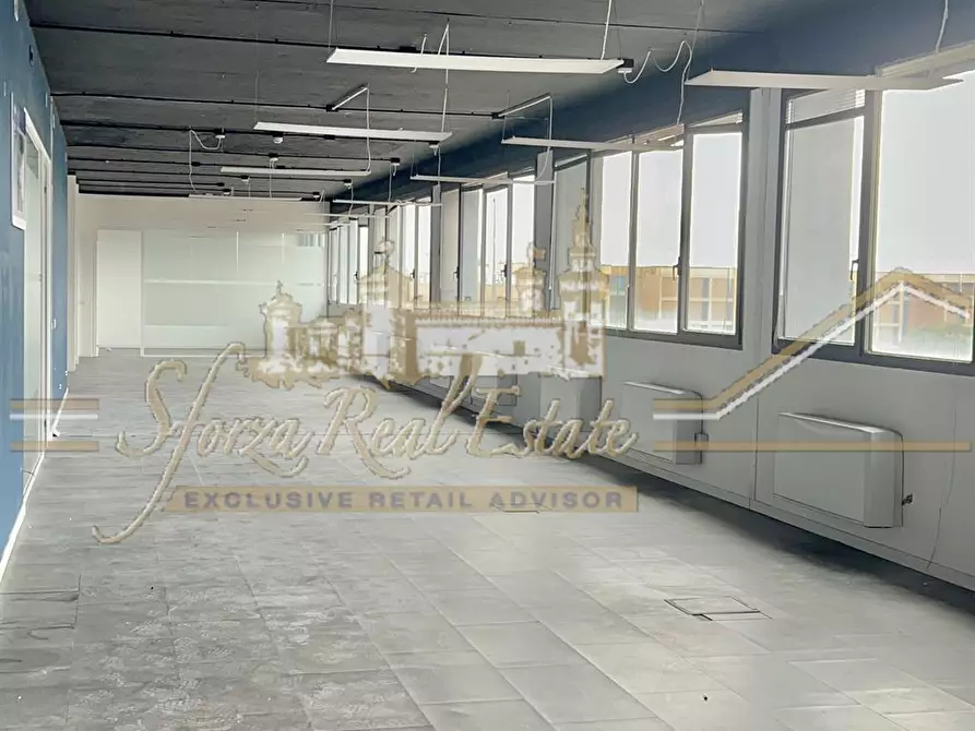 Immagine 7 di Ufficio in affitto  in Via Durando a Milano