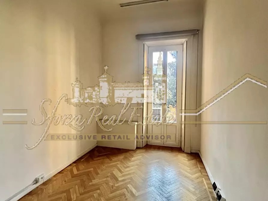 Immagine 9 di Ufficio in affitto  in Via Spartaco a Milano