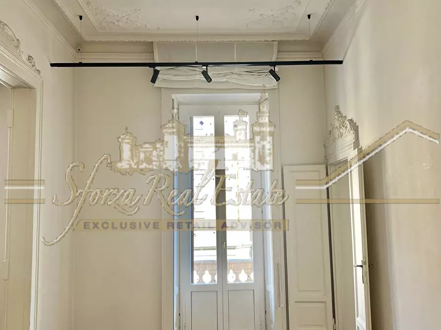 Immagine 6 di Ufficio in affitto  in Via Spartaco a Milano