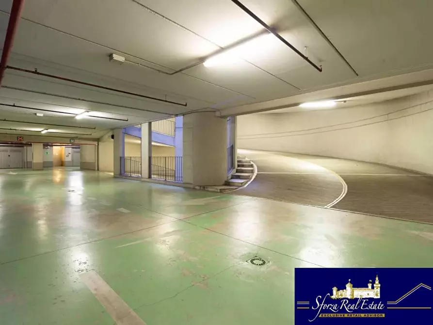 Immagine 1 di Appartamento in affitto  in Viale Monte Santo a Milano