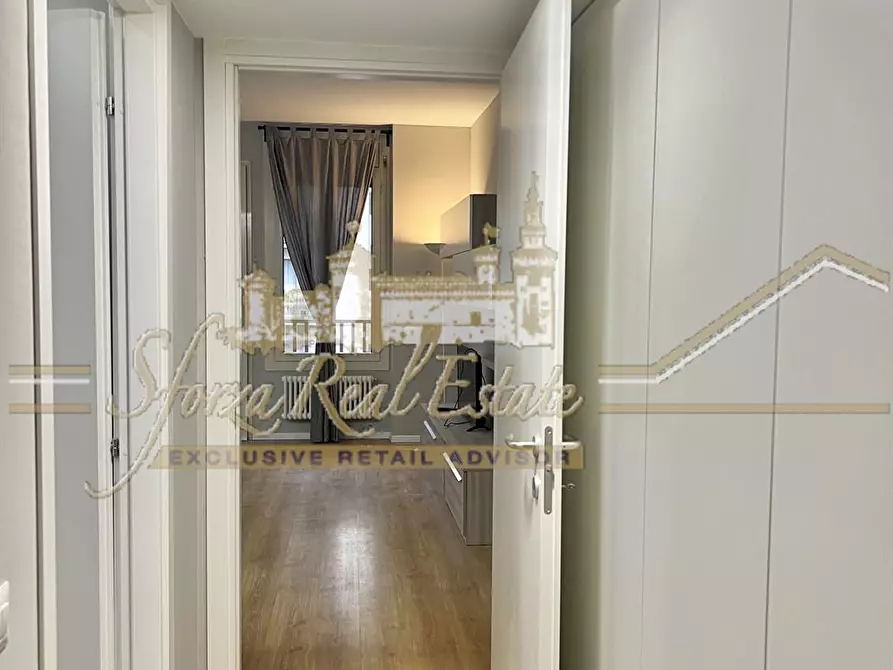 Immagine 5 di Appartamento in affitto  in Viale Monte Santo a Milano