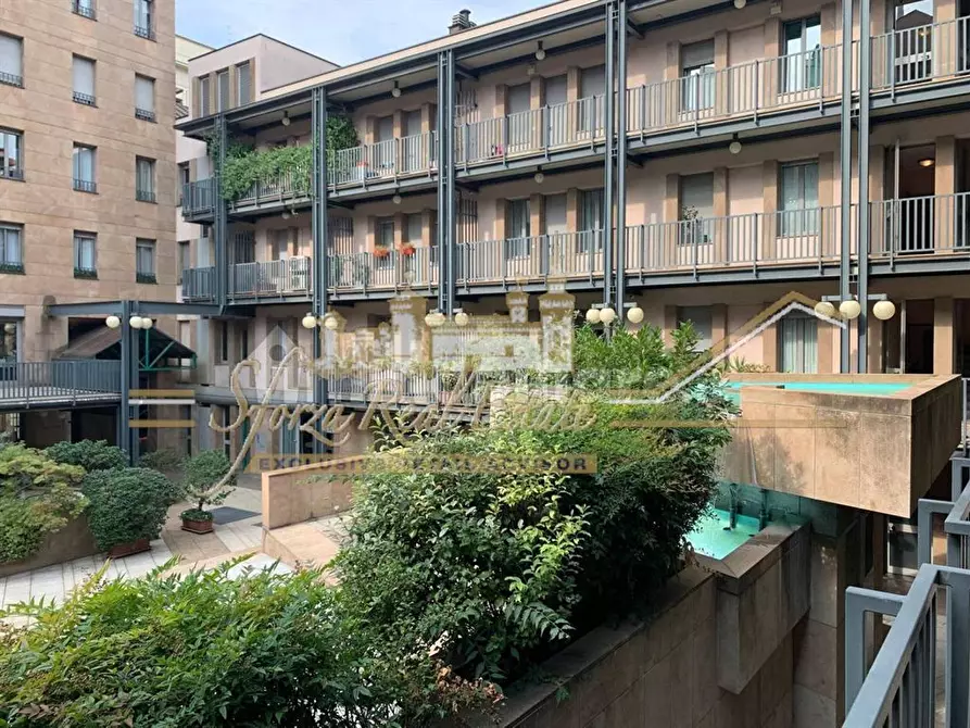 Immagine 5 di Appartamento in affitto  in Viale Monte Santo a Milano