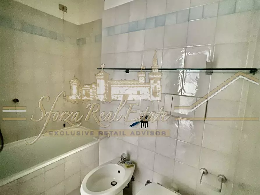 Immagine 3 di Appartamento in affitto  in Viale Monte Santo a Milano