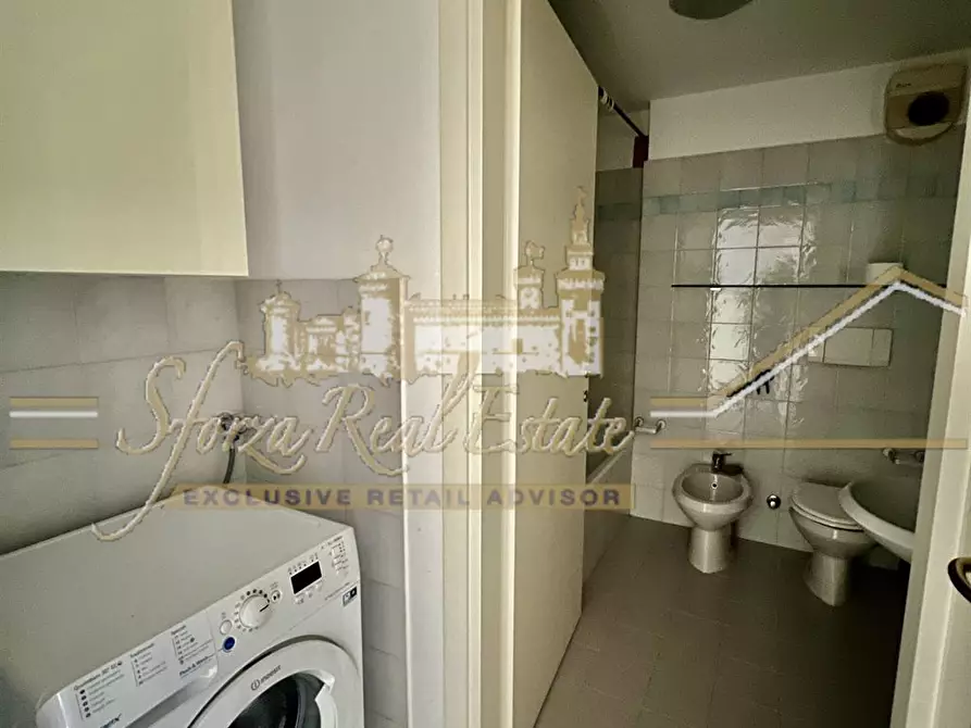 Immagine 2 di Appartamento in affitto  in Viale Monte Santo a Milano