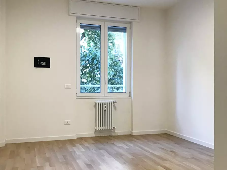 Immagine 4 di Appartamento in affitto  in Via Alcuino 7 a Milano