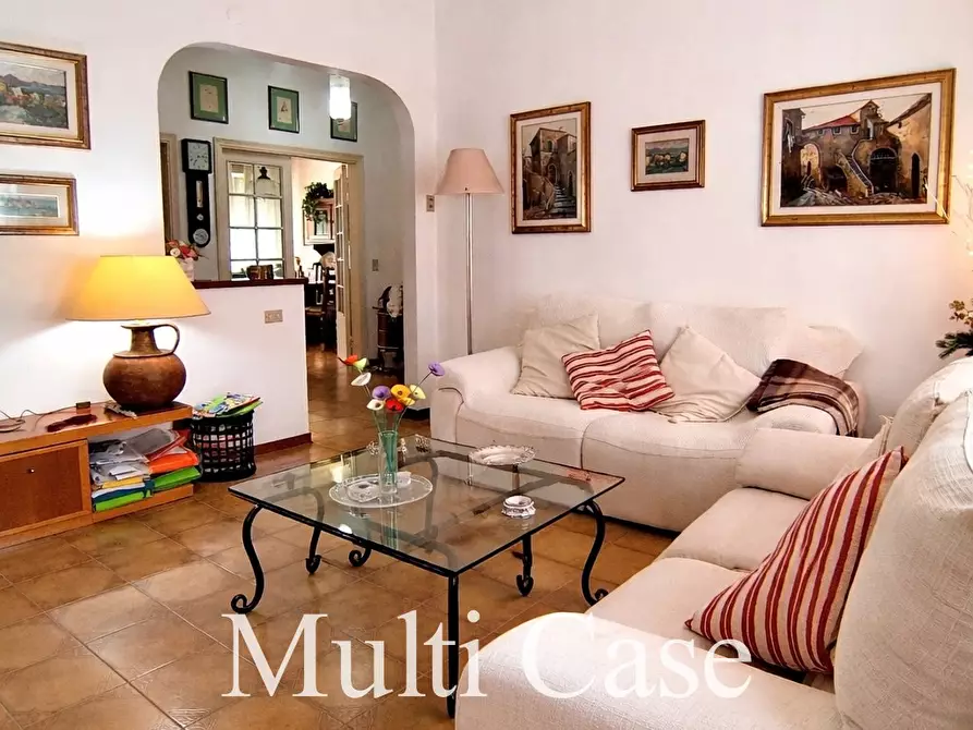 Immagine 4 di Casa bifamiliare in vendita  in Via Gasparini 33 a Camaiore