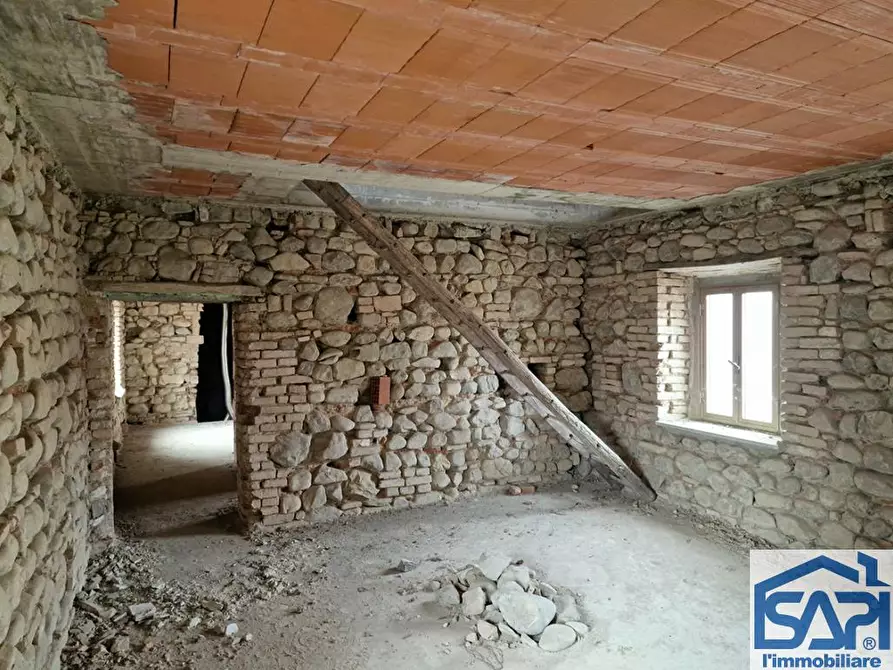 Immagine 6 di Rustico / casale in vendita  in VIA FONTI a Retorbido