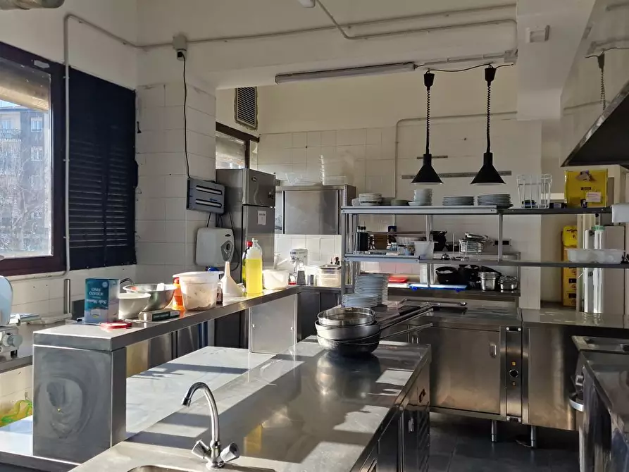 Immagine 9 di Bar / Ristorante in vendita  a Cambiago