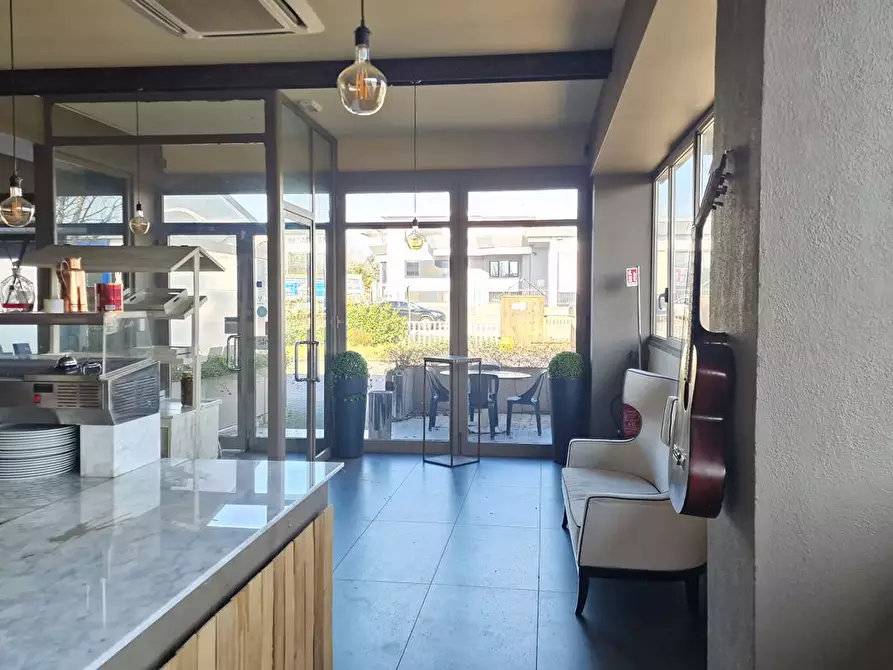 Immagine 6 di Bar / Ristorante in vendita  a Cambiago