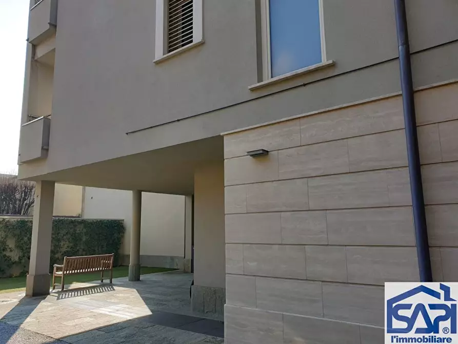 Immagine 3 di Appartamento in affitto  a Seregno