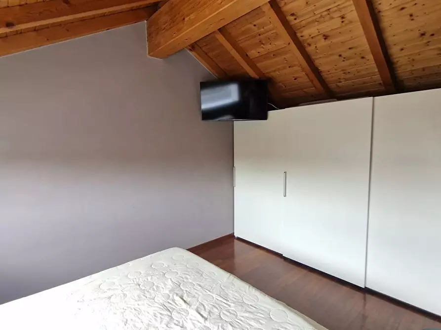 Immagine 9 di Casa indipendente in vendita  in via murat a Limbiate