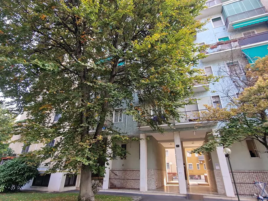 Immagine 4 di Appartamento in affitto  in VIA SCIALOIA a Milano