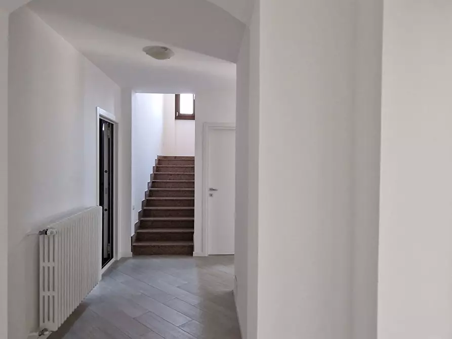 Immagine 7 di Villa in vendita  in VIA PASUBIO a Nova Milanese