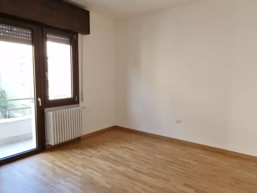 Immagine 4 di Villa in vendita  in VIA PASUBIO a Nova Milanese