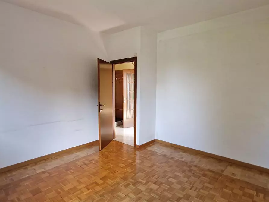 Immagine 8 di Casa semindipendente in vendita  in VIA PARRI a Solaro