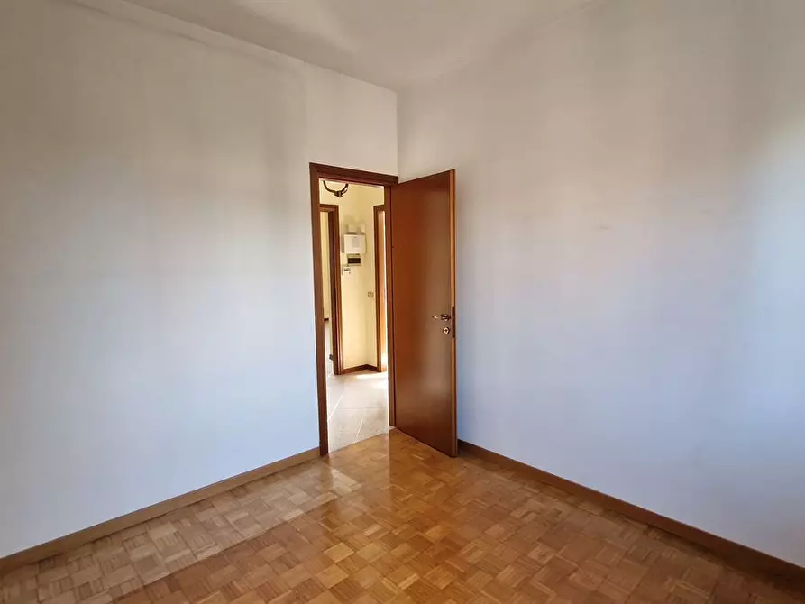 Immagine 5 di Casa semindipendente in vendita  in VIA PARRI a Solaro