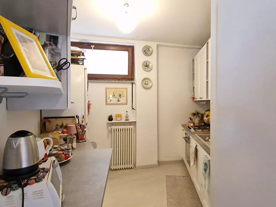 Immagine 2 di Appartamento in vendita  in via corti a Erba