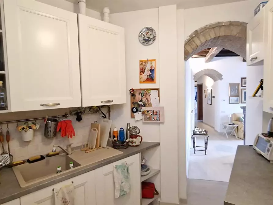 Immagine 3 di Appartamento in vendita  in via corti a Erba