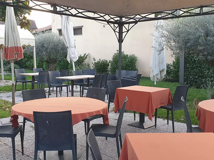 Immagine 9 di Pizzeria / Pub in vendita  in Via Beato Angelico 2 a Muggiò