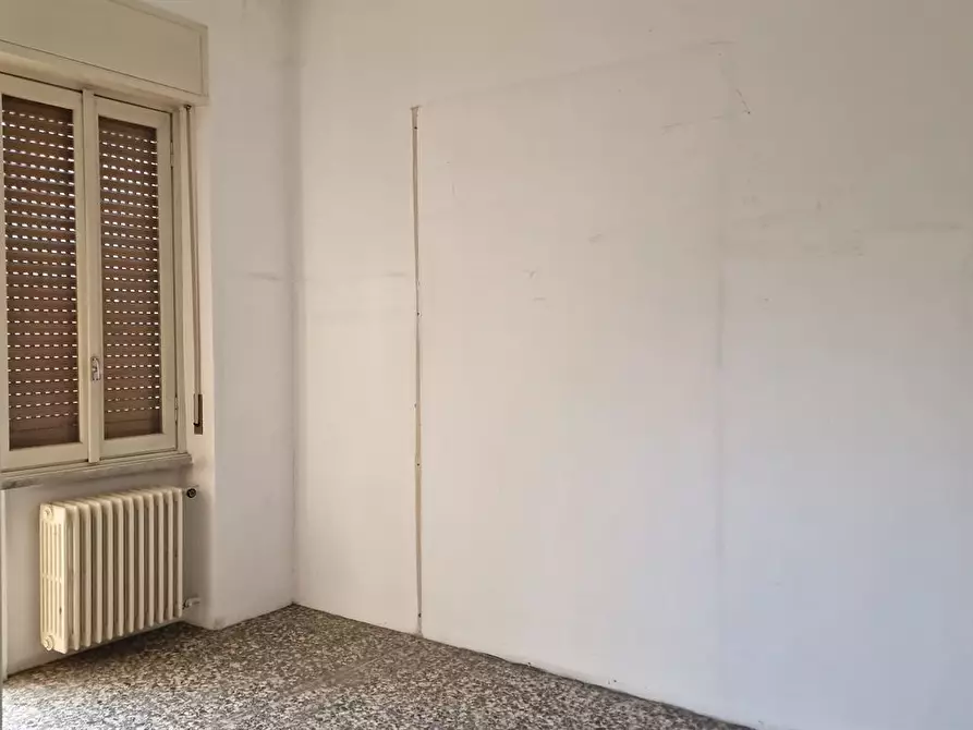 Immagine 3 di Palazzo in vendita  a Lissone