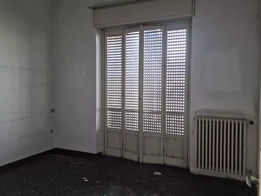 Immagine 2 di Palazzo in vendita  a Lissone