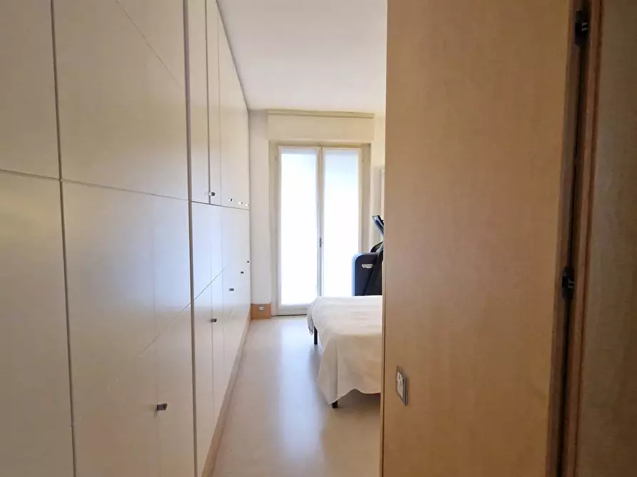 Immagine 1 di Appartamento in vendita  in via barbavara 7 a Milano